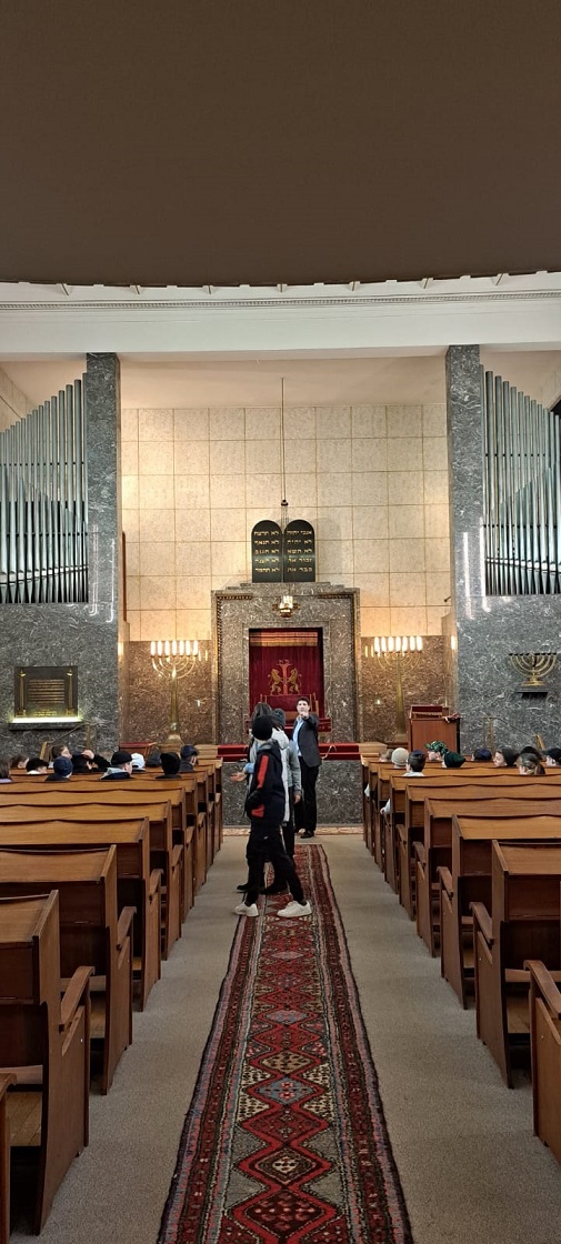 Besuch in der Synagoge in Saarbrücken Schule an der Waldwies